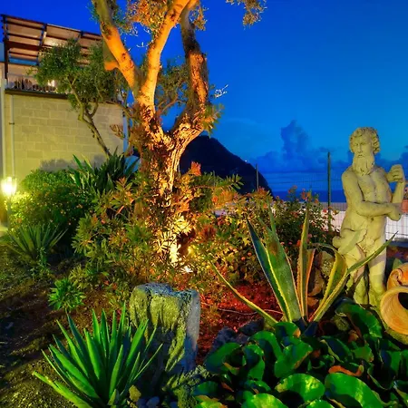 In Bb - Wellness And Total Relaxation In A Volcanic Land, Ischia
