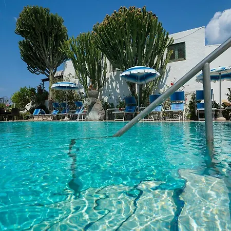 Gasthof In Bb - Wellness And Total Relaxation In A Volcanic Land, Ischia